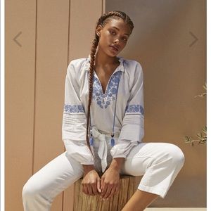 BCBG beautiful embroider peasant top